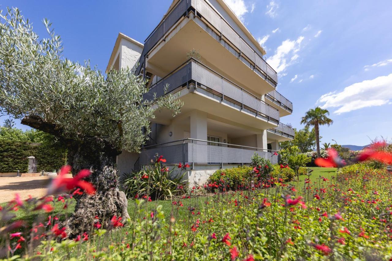 Apartaments Terraza - Salata Mar Росес Екстериор снимка